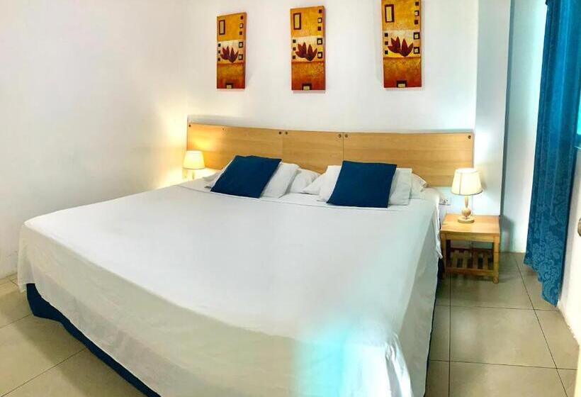 Pension Hostal Casa Latina