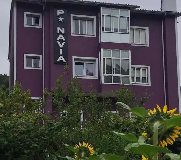 ペンション Navia