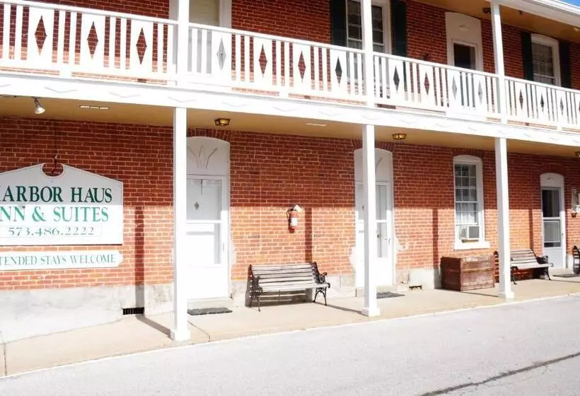 ユースホステル Harbor Haus Inn & Suites