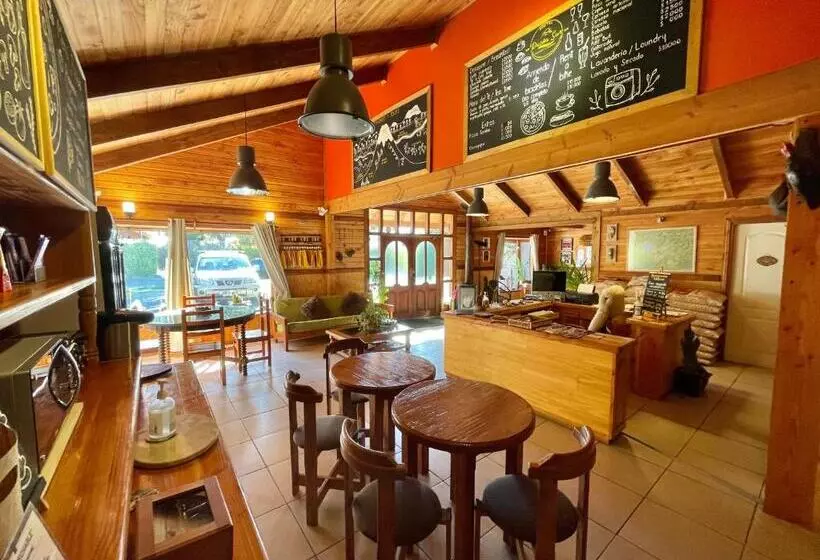 Retkeilymaja Hostal Pucon Sur