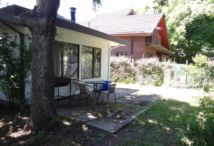 Retkeilymaja Hostal Pucon Sur