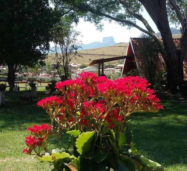 Общежитие Pousada Chalés Da Estalagem