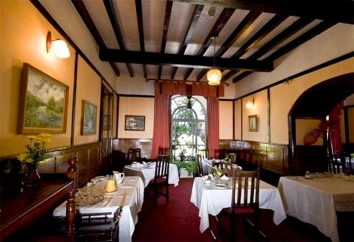 بنسيون Coolcower House