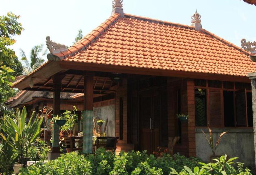 Pensión Nur Guest House By Purely