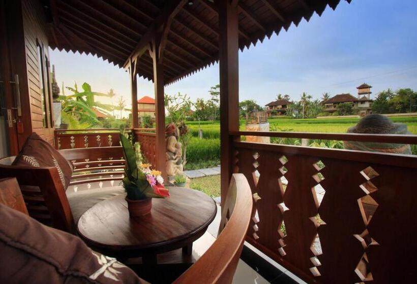 Pensión Nur Guest House By Purely