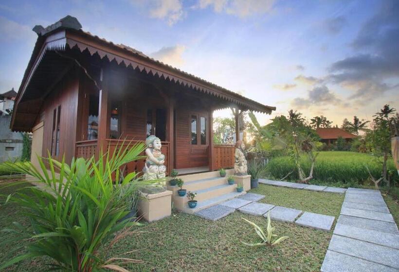 Pensión Nur Guest House By Purely