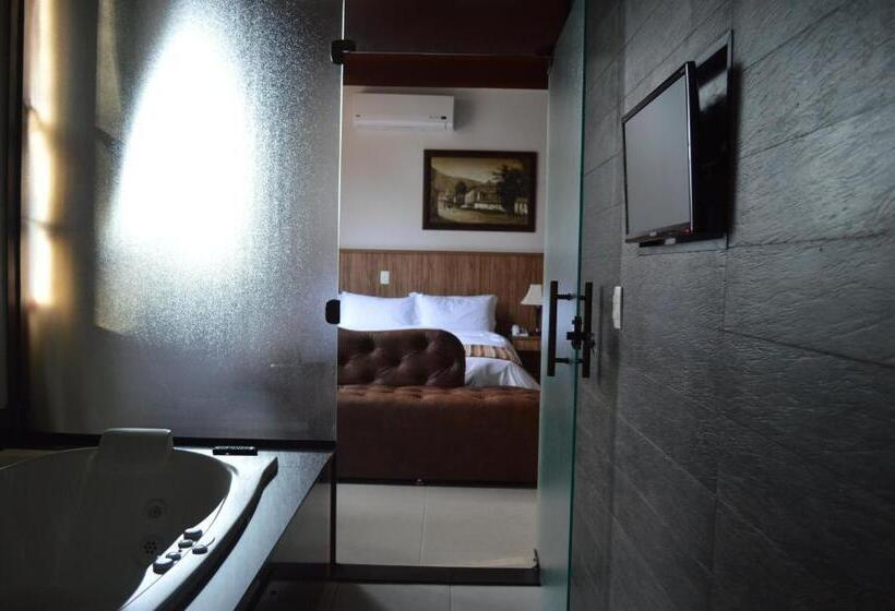 פנסיון Pousada Terê Parque