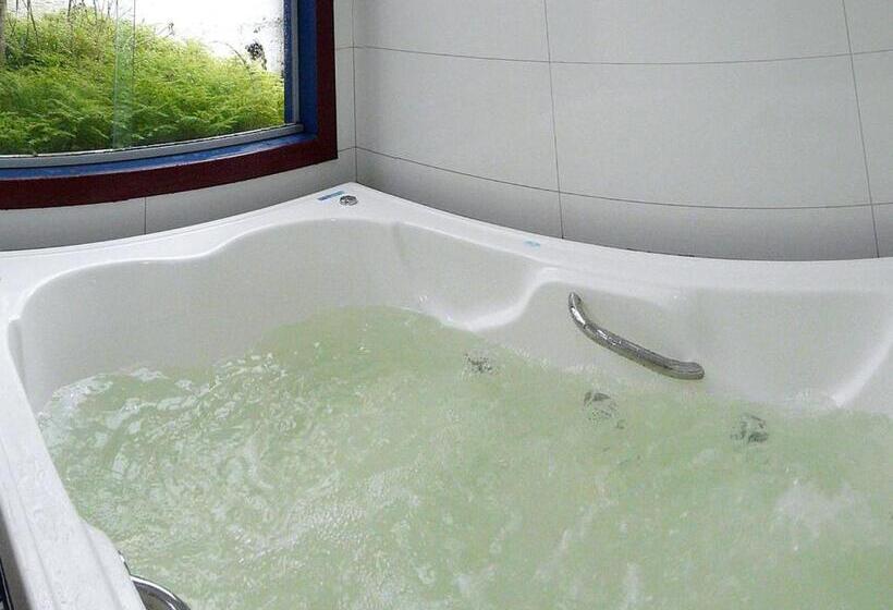 פנסיון Pouso Da Chica