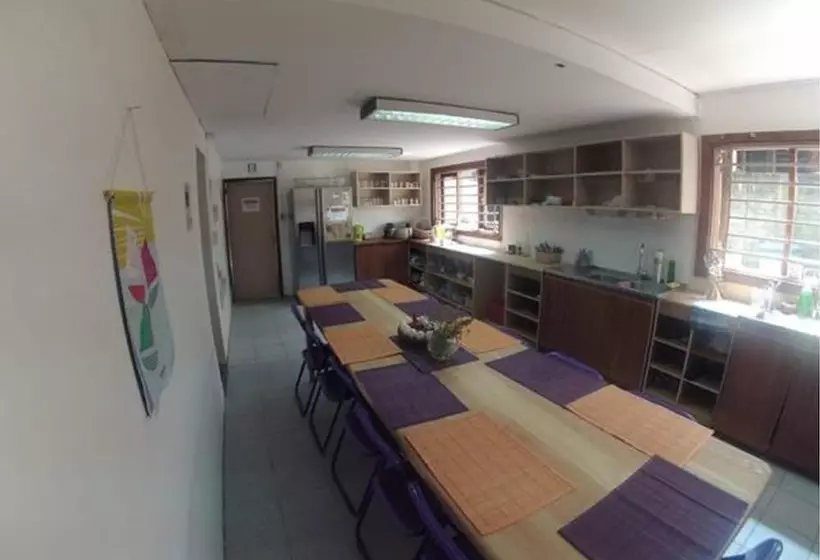 ペンション Pucontours Hostal Hostel