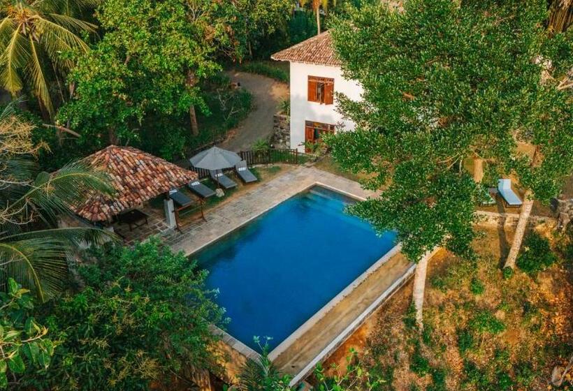 פנסיון Villa Karamoja