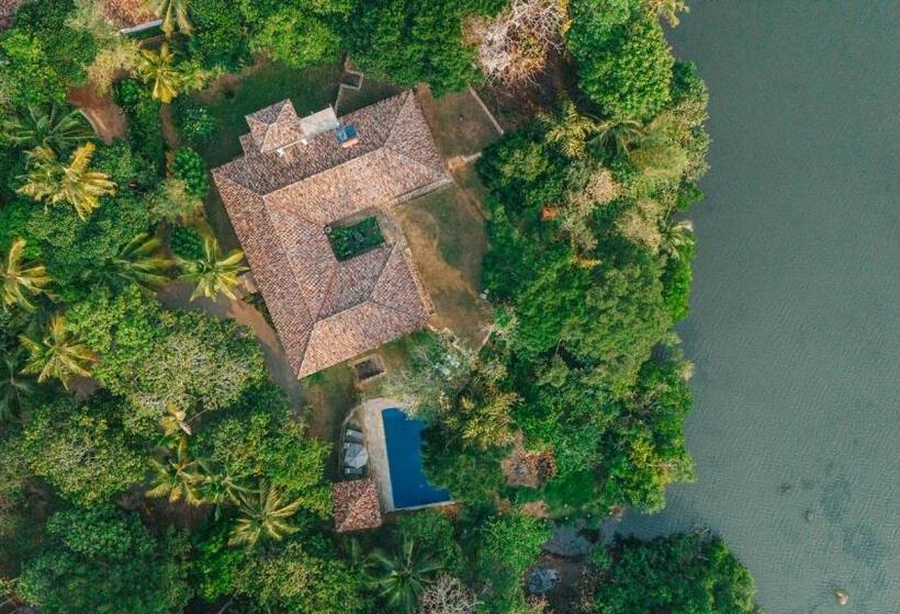 פנסיון Villa Karamoja