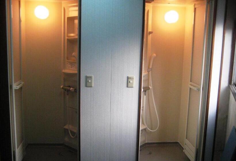 ペンション Yukaina Nakamatachi