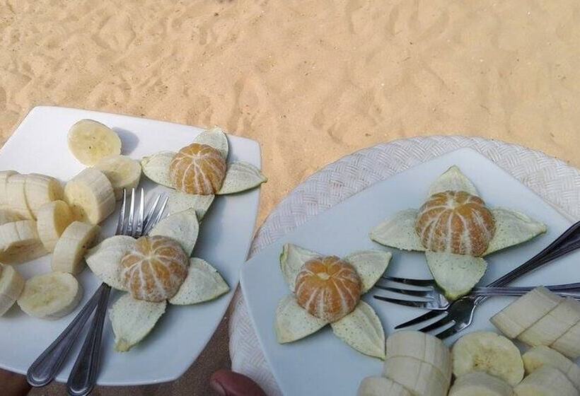 فندق صغير Arcade Beach