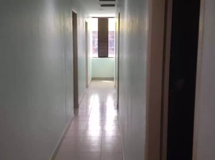 Retkeilymaja Miri Budget Inn