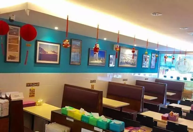 Retkeilymaja Miri Budget Inn