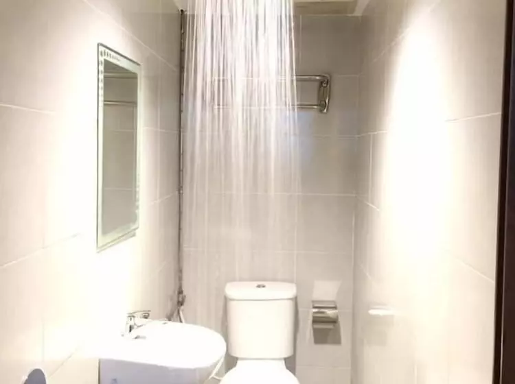 Retkeilymaja Miri Budget Inn