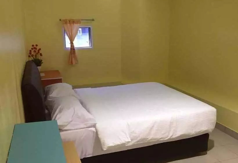 Retkeilymaja Miri Budget Inn