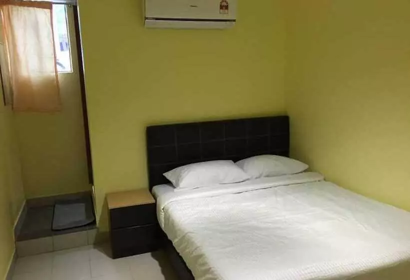 Retkeilymaja Miri Budget Inn