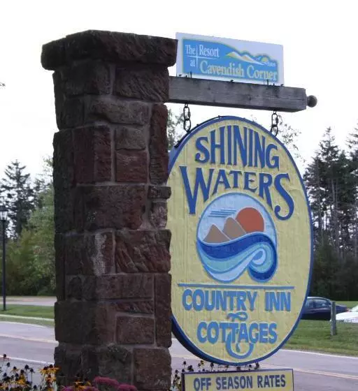 Retkeilymaja Shining Waters Country Inn