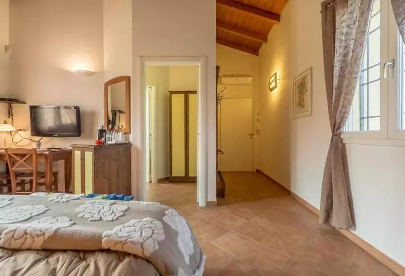 هتل Agriturismo Primaluna
