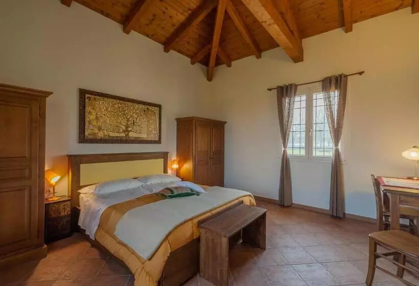 هتل Agriturismo Primaluna