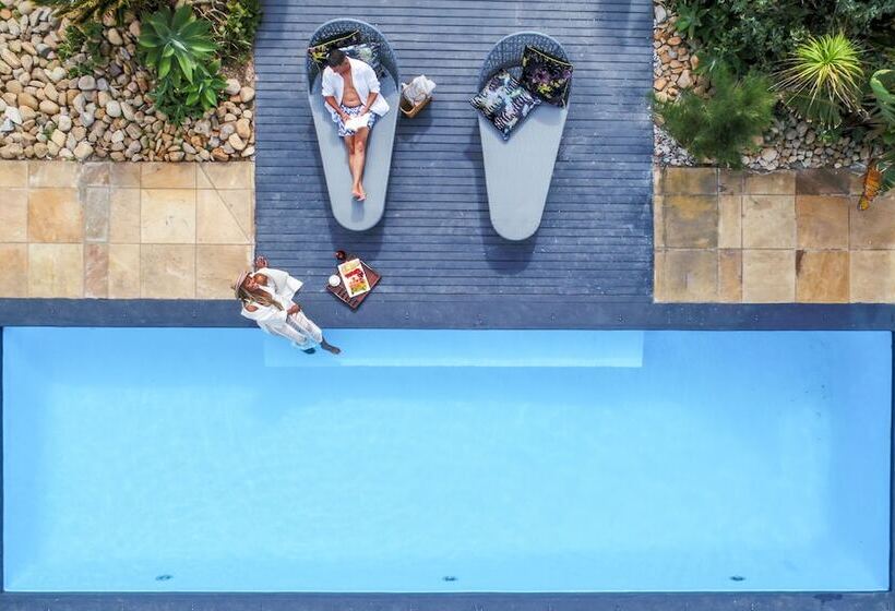 פנסיון Dolphin Bay Boutique Hotel And Spa