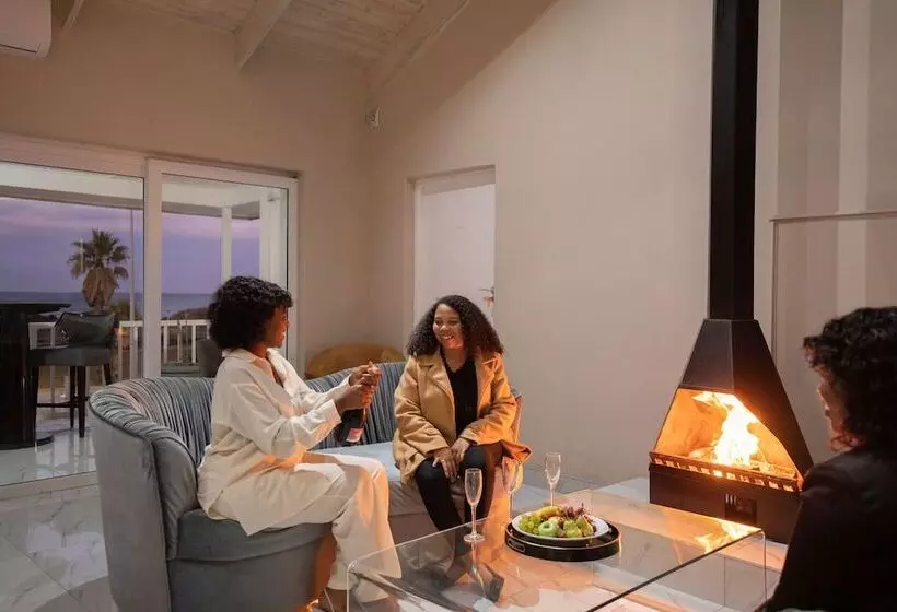 پانسیون Dolphin Bay Boutique Hotel And Spa