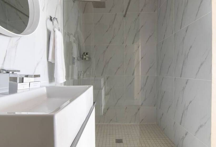 פנסיון Dolphin Bay Boutique Hotel And Spa