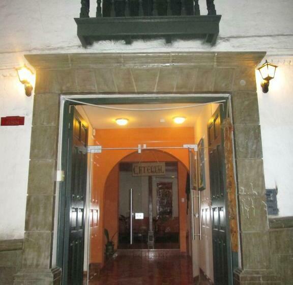 پانسیون Hostal Catequil