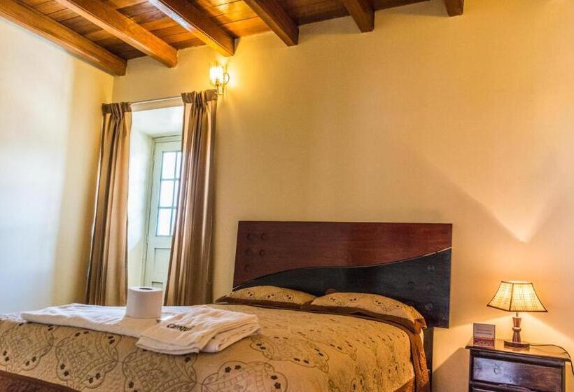 پانسیون Hostal Catequil