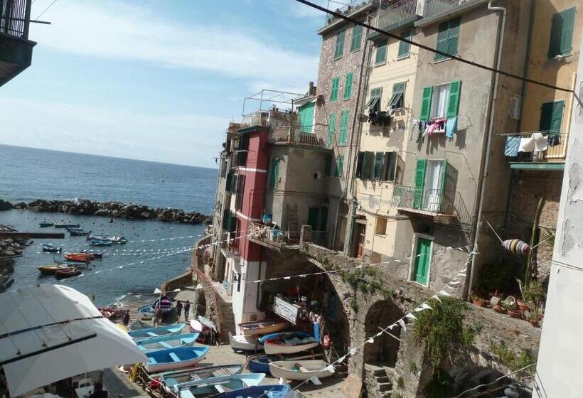 펜션 In Tracastello   Air Cond   Parking Not Included