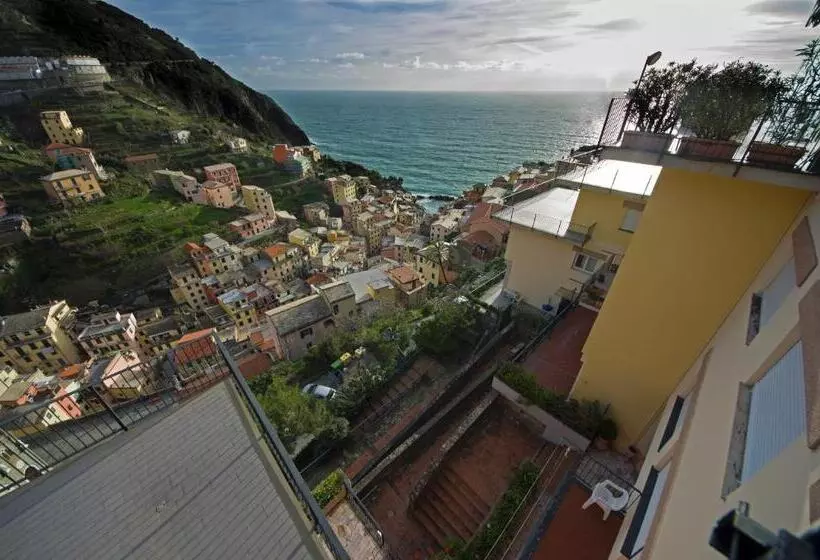 ペンション In Tracastello   Air Cond   Parking Not Included