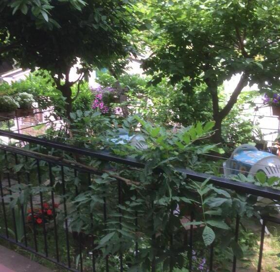 펜션 In Tracastello   Air Cond   Parking Not Included