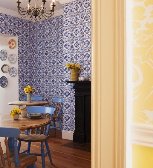 بنسيون The Townhouse Strand