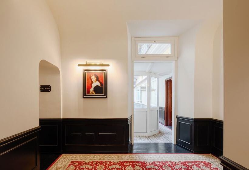 בית מלון כפרי The Couper Condotti