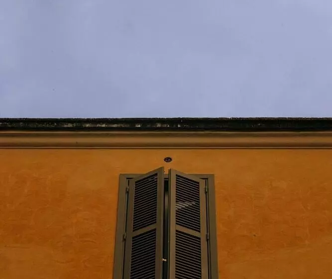 هتل The Couper Condotti