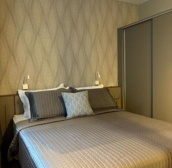 בית מלון כפרי Stay Batel Luxo Em Curitiba