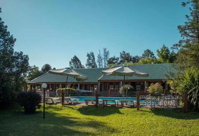 Retkeilymaja Hostal Canela