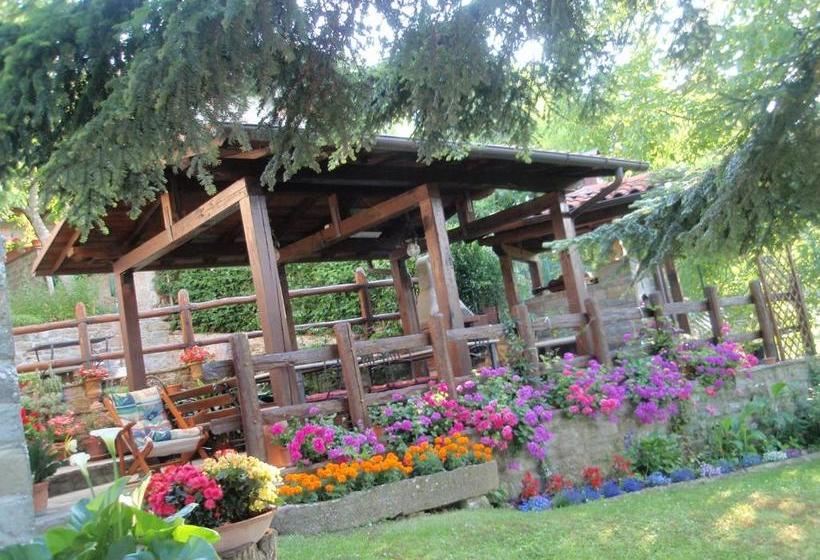 ホテル Agriturismo Flora