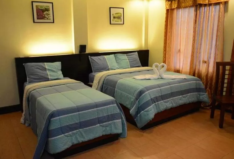 هاستل Siayan Travellers Inn