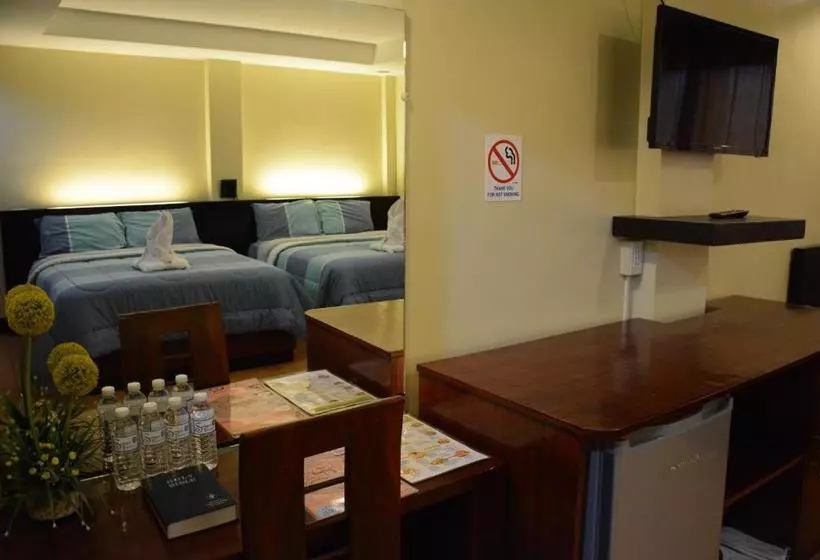 هاستل Siayan Travellers Inn