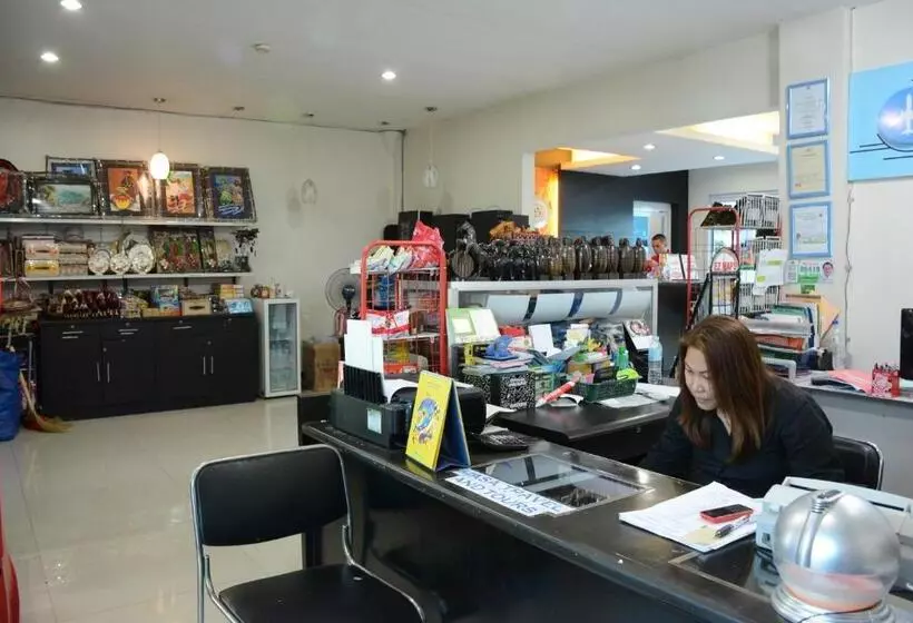 هاستل Siayan Travellers Inn