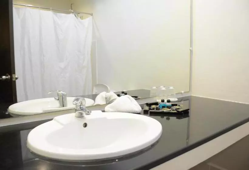 هاستل Siayan Travellers Inn