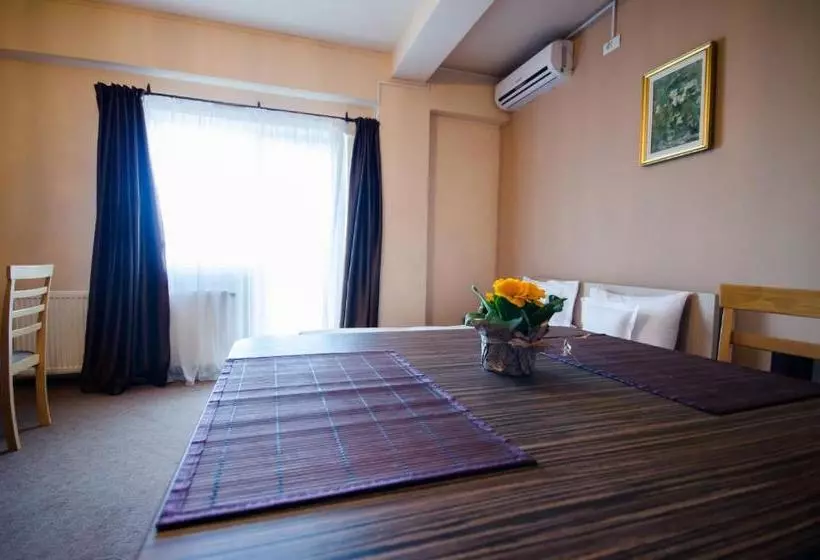 Apart Hotel Bonjour Cluj