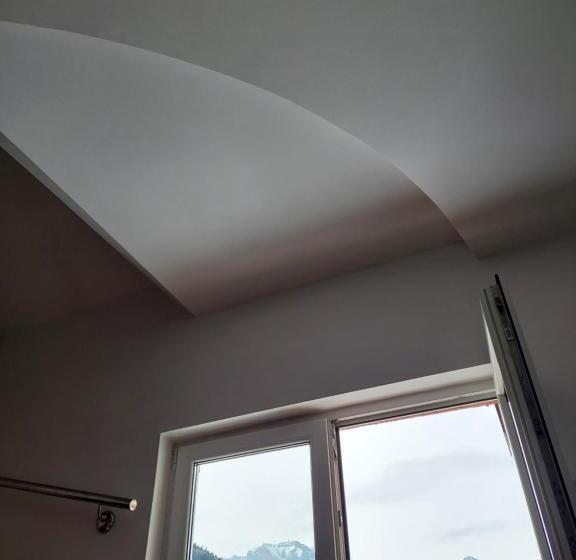 ペンション Casa Azugeana