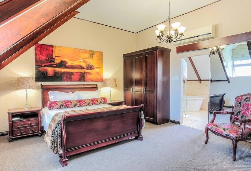 פנסיון Sunninghill Guest Lodges