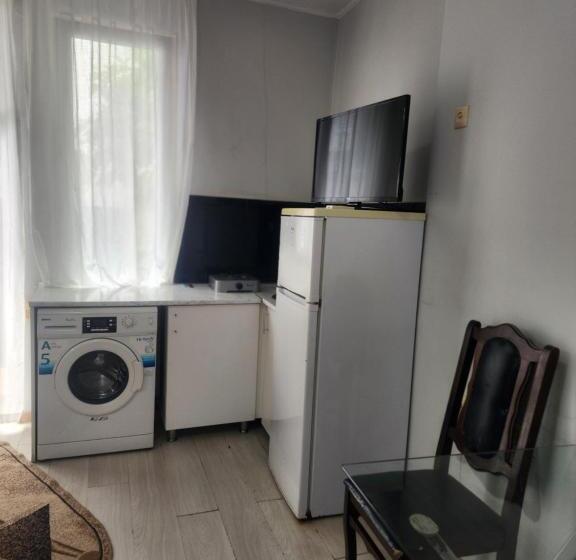 پانسیون Apartments On Vaja Pshavela