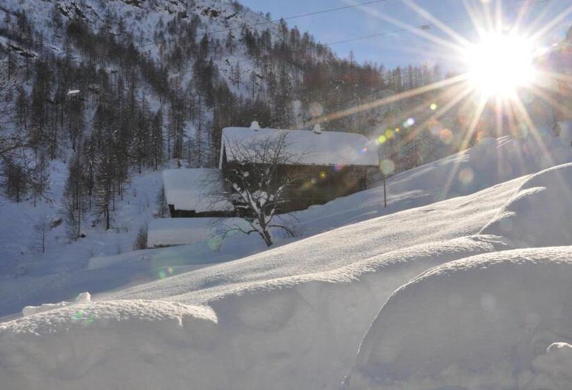 ペンション Baita Prato Della Croce