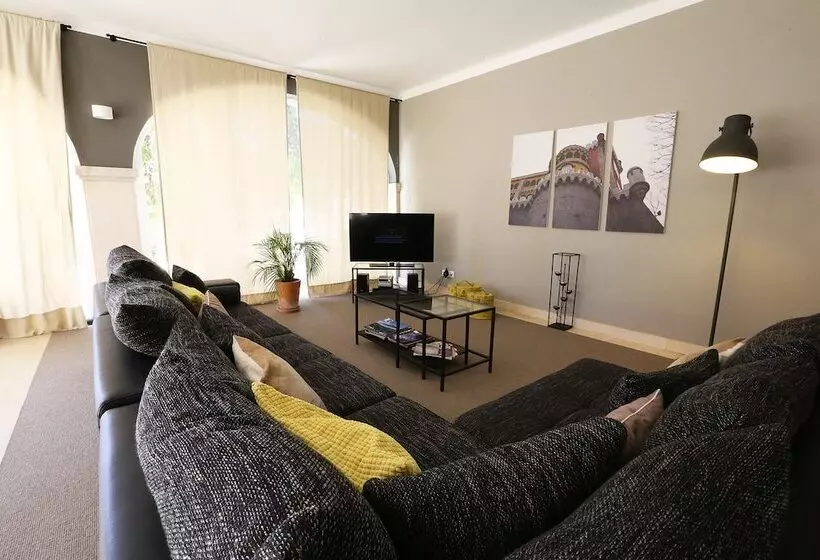 Majatalo Cosy Sintra