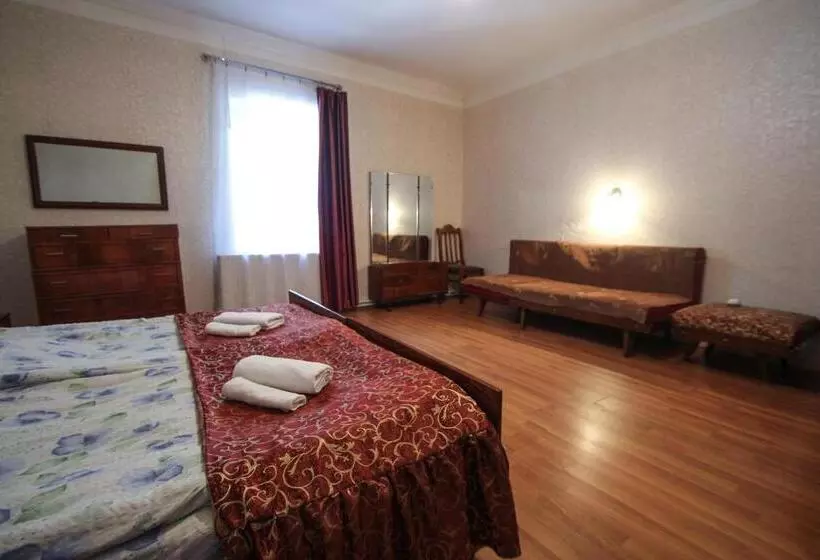 پانسیون Eka&nino Guesthouse